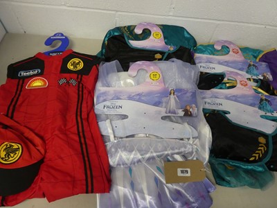 Lot A bag of children's fancy dress costumes to...