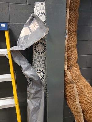 Lot 4229 - Roll of patterned flooring