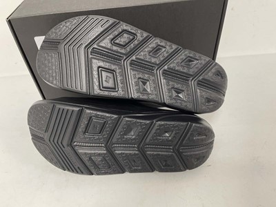 Lot Represent arc-3 recovery slides in black size...