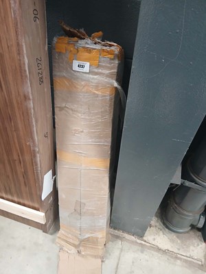 Lot 4237 - Bundle of wooden slats