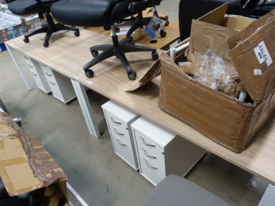 Lot 4317 - Office desk plus 2 3 drawered white cabinets
