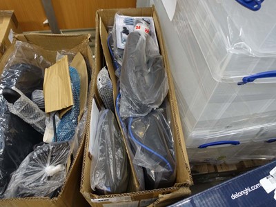 Lot 4320 - Boxed Oyajia gaming chair (dismantled)