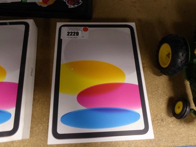 Lot 2229 - Apple iPad A16 Wifi 128 GB, boxed MD314KN/A...