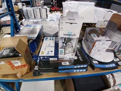 Lot 4268 - Selection of Roper Rhodes toilet seats plus a...