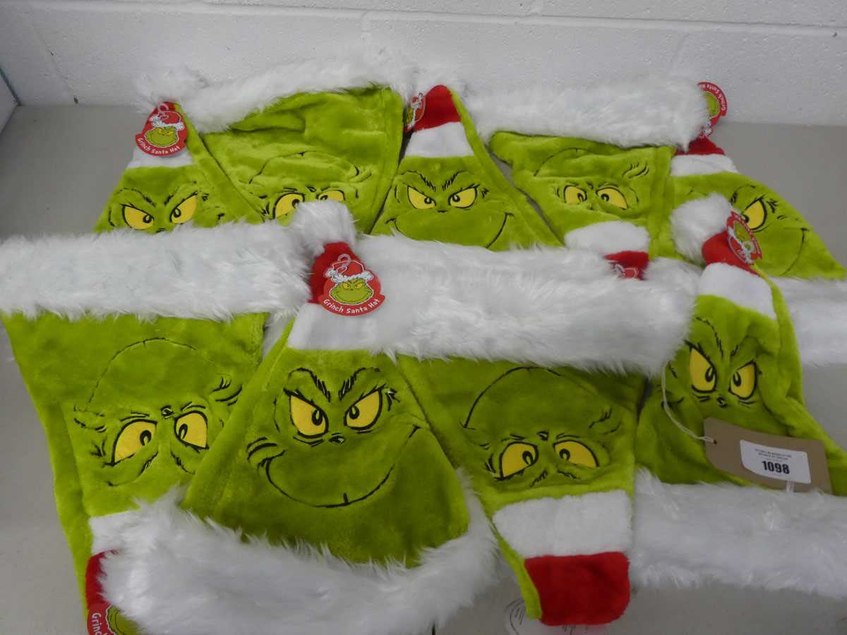 Lot Approx. 9 The Grinch Santa hats