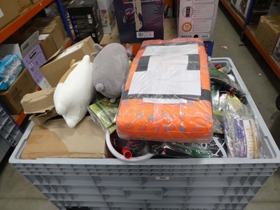 Lot 3055 - Large box of various household wares, toys etc...