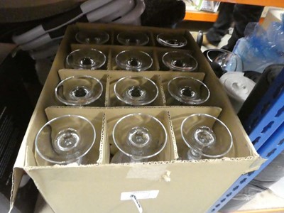 Lot 3058 - Box of pint glasses