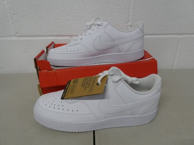 Lot Boxed pair of Nike court vision in white size...