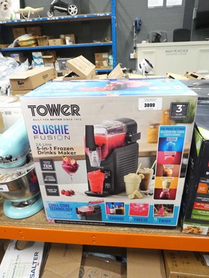 Lot 3099 - Tower 2.6ltr 5 in 1 frozen drinks maker