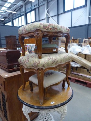 Lot 5220 - 2 upholstered stools plus 2 footstools