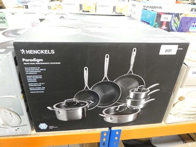 Lot 3121 - Heckles dual performers cookware set