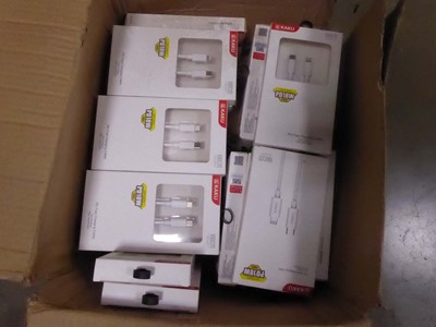 Lot 2333 - Box containing fast charging cables
