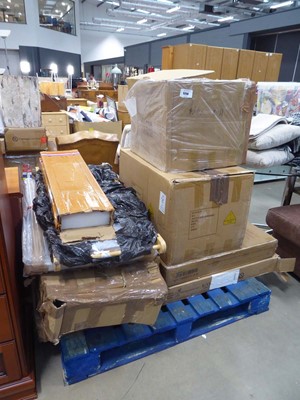 Lot 5258 - Pallet with a large qty of furniture parts