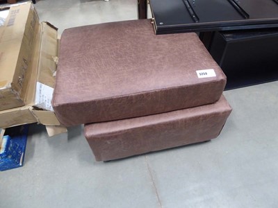 Lot 5259 - Faux leather seat with detachable cushion