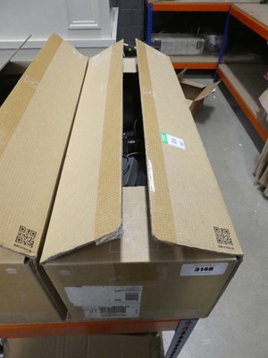 Lot 3146 - Samsung Jet 75e vacuum cleaner, with battery,...