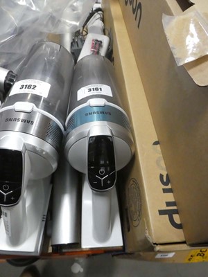 Lot 3161 - Samsung Jet 70 cordless vacuum cleaner, with...