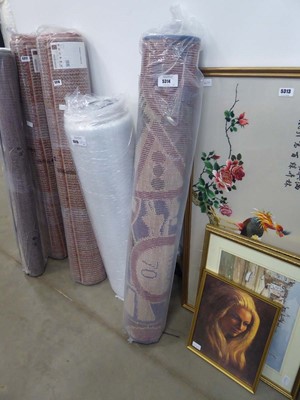 Lot 5314 - Multi-coloured mat with geometric pattern