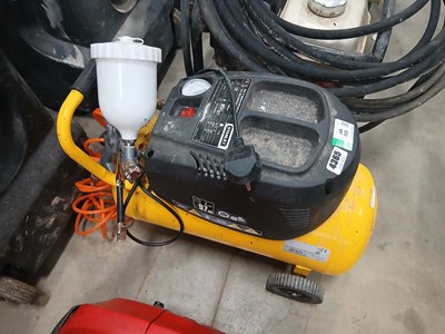 Lot 4365 - Stanley electric 240v air compressor
