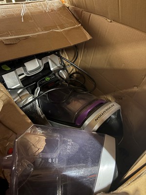 Lot 3189 - Upright pet pro carpet cleaner