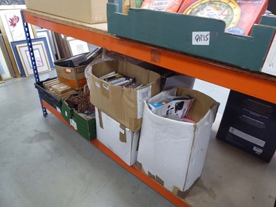 Lot 5346 - 6 boxes containing picnic baskets, ornaments,...