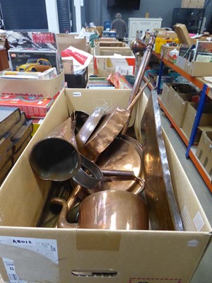 Lot 5347 - Box containing copper and brassware to include...