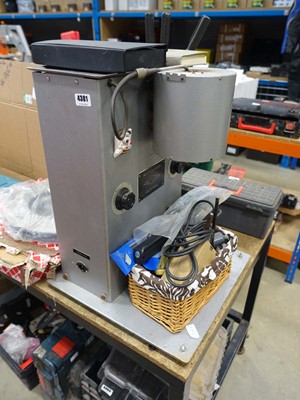 Lot 4381 - Davenport melt flow indexer with accessories