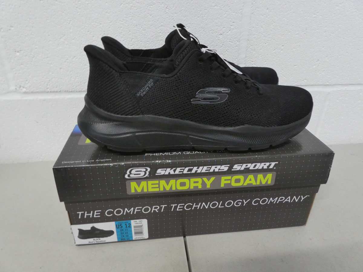 Lot Boxed pair of Skechers hands free swift fit...