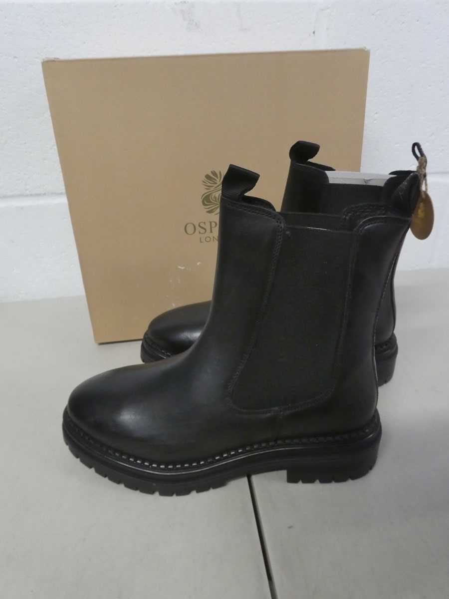 Lot Boxed pair of Osprey London 'The Hampton'...