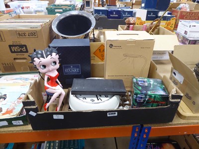 Lot 5368 - Box containing a Betty Boop figure, fishing...