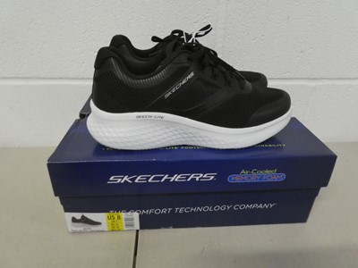Lot Boxed pair of Skechers skech-lite air cooled...