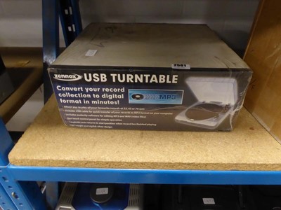 Lot 2561 - Zennox USB turn table (boxed)