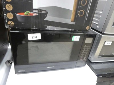 Lot 3218 - Panasonic invertor microwave