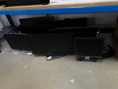Lot 2591 - Selection of various monitors