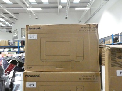 Lot 3227 - Panasonic microwave oven