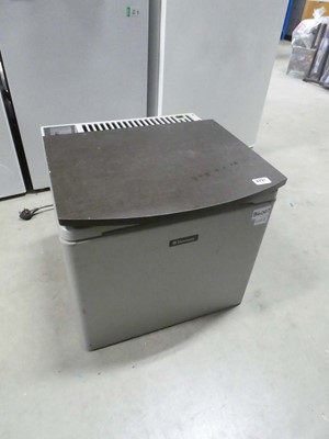 Lot 3231 - Dometic table top fridge