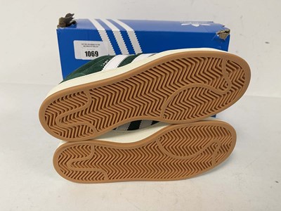 Lot Adidas campus 00s trainers in dark green size...