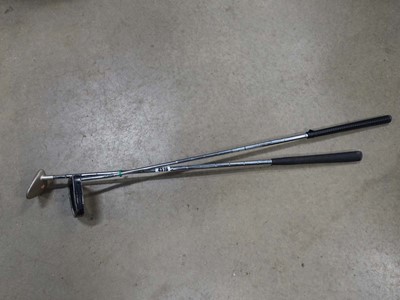 Lot 4516 - 1 Callaway putter and 1 Scottie putter