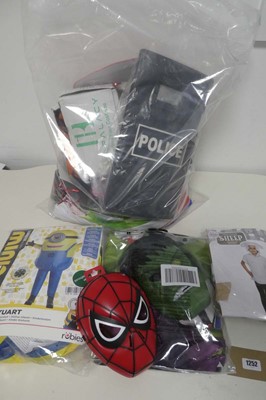 Lot 1252 - Bag of children's mixed dressing up costumes...