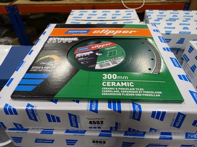 Lot 4552 - Norton Clipper extreme ceramic turbo blade...