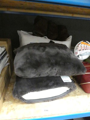 Lot 3288 - 2 sofa cushions and 2 bedding pillows, and...