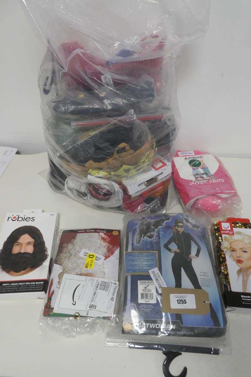 Lot 1255 - Bag of adults mixed dressing up costumes incl....