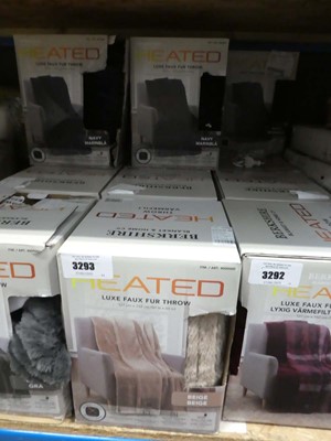 Lot 3293 - 6 heated throws