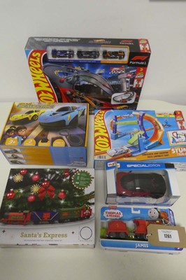 Lot 1261 - Selection of toys incl. Hot Wheels Formula 1,...