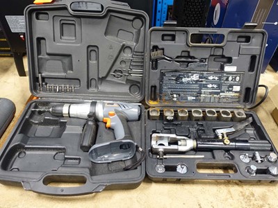 Lot 4588 - Hydraulic flaring tool set and Challenger...
