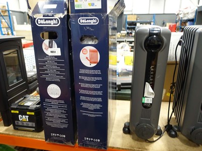 Lot 4651 - 3 De'Longhi radiators