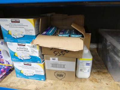 Lot 3327 - Lot of various cleaning detergents, Kirkland...