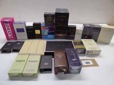 Lot 25 assorted fragrances including Zara, Thomson...