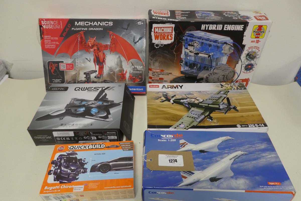 Lot 1274 - Bag of buildable toys incl. Science Museum...