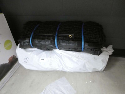 Lot 3366 - 2 rolls of tennis netting