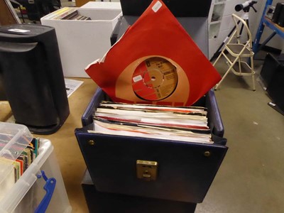 Lot 2624 - Five boxes containing 7'' Vinyl singles
